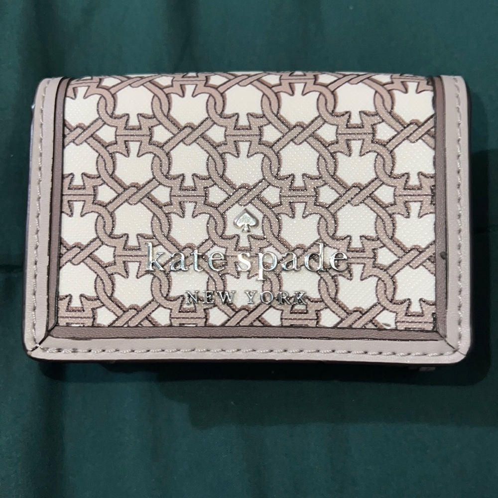 Kate spade small wallet